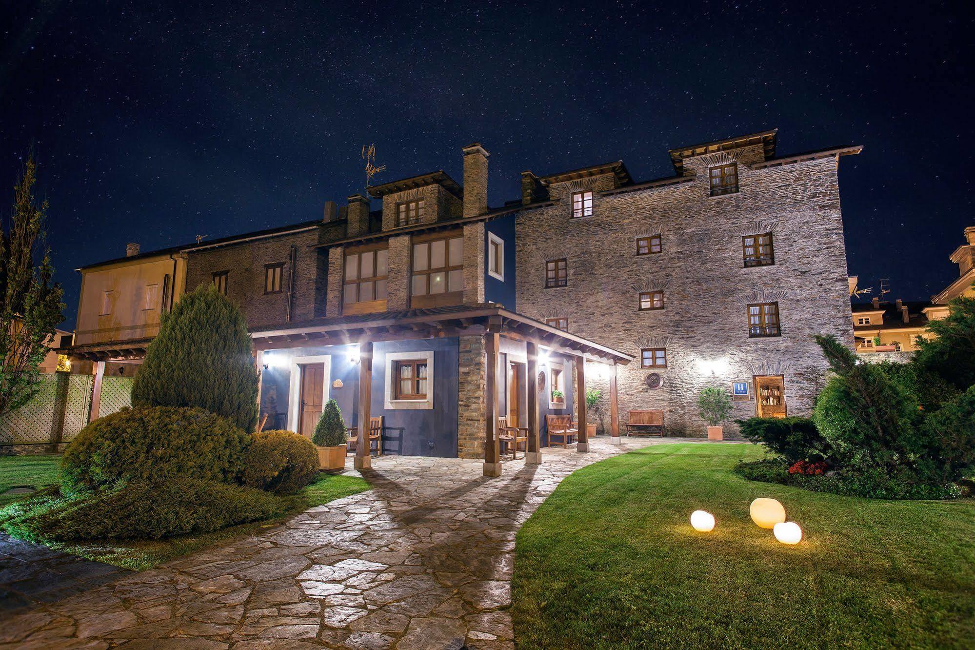 Hotel Pleamar Puerto de Vega Εξωτερικό φωτογραφία